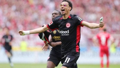 5前锋卖3.83亿，德甲第一黑店！利物浦花费9500万，会当冤大头吗