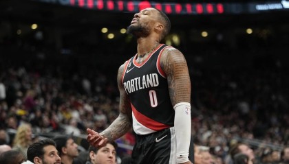 落叶归根！利拉德3年4200万美元重返开拓者