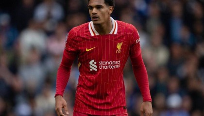 利物浦与勒沃库森敲定宽萨转会,3000万英镑附加条款成焦点