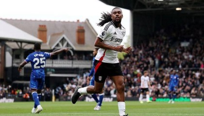 欧冠引爆激战！曼城与切尔西争四，曼联和热刺各追欧联：BIG6的多重角逐