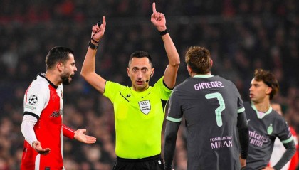 AC米兰遭遇欧冠淘汰赛首战失利，孔塞桑的磨合仍需加强