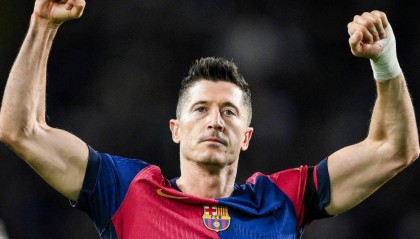 巴萨首签！2000万欧元引进西甲飞翼 放弃伊萨克，3500万转攻DV9